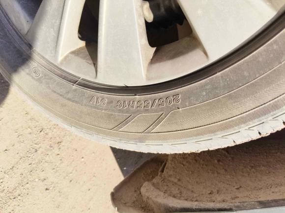 [广州·粤S] 二手大众朗逸2013款 改款经典 1.6L 自动舒适版