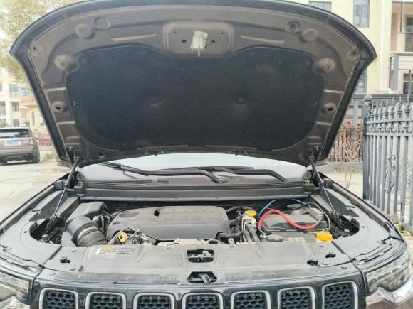 [南昌·赣A] 二手Jeep指挥官2018款 2.0T 两驱进享版 国V