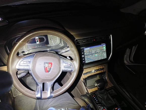 [上海·沪A] 二手荣威荣威RX82018款 30T 智联网四驱至尊版