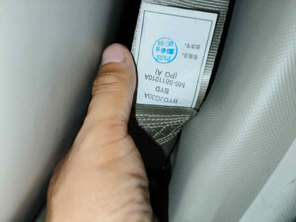 [西安·陕U] 二手比亚迪比亚迪M62013款 2.4L 自动尊贵型