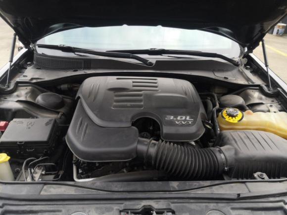 [杭州·浙B] 二手克莱斯勒克莱斯勒300C2014款 3.0L 卓越版