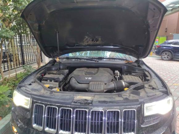[上海·皖A] 二手Jeep大切诺基2016款 3.0L 舒享导航版