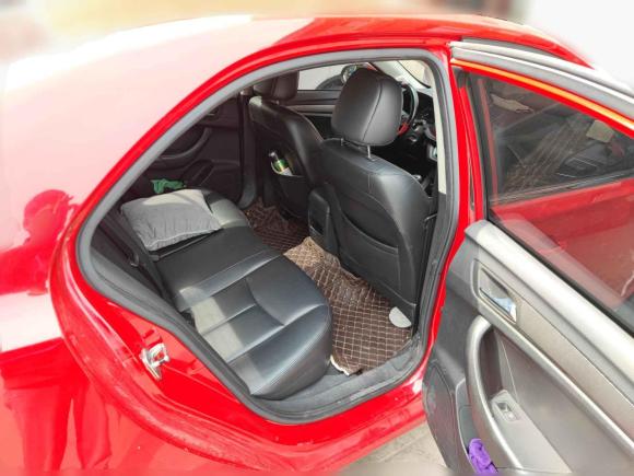 [合肥·皖A] 二手荣威荣威3602015款 1.5L 手动豪华版