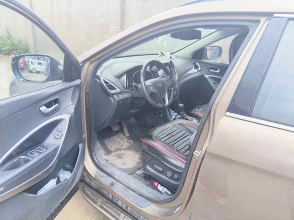 [温州·浙C] 二手现代胜达2013款 2.4L 自动两驱智能型