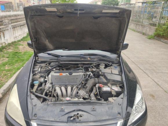 [上海·沪C] 二手本田雅阁2006款 2.4L 标准版