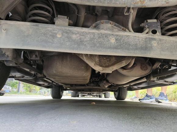 [上海·浙B] 二手双龙爱腾2011款 2.0T 两驱豪华柴油版