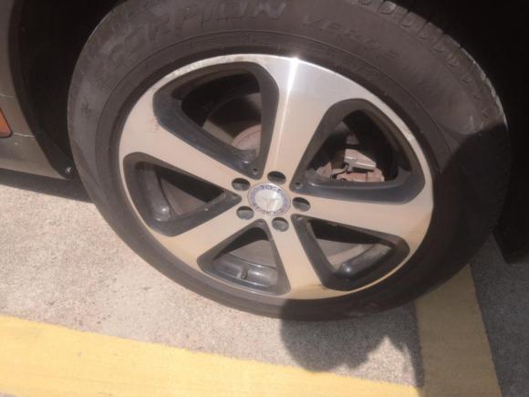 [上海·沪A] 二手奔驰奔驰GLC2017款 GLC 200 4MATIC 轿跑SUV