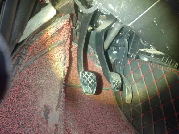 [金华·浙G] 二手奇瑞艾瑞泽52016款 1.5L 手动领锐版