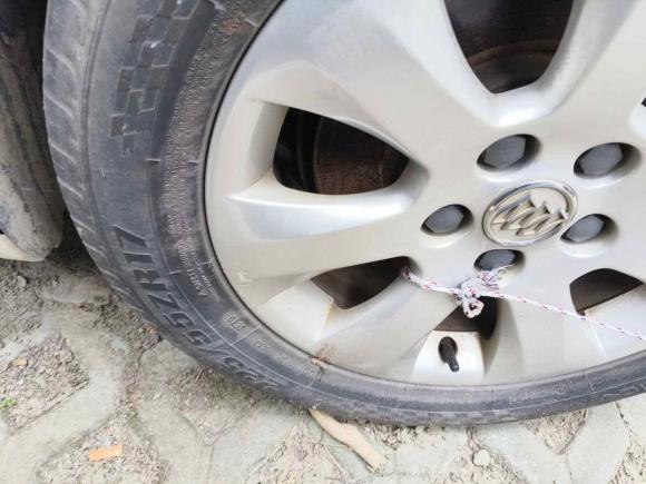 [上海·沪B] 二手别克君威2015款 1.6T 领先技术型