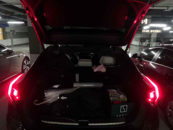 [青岛·鲁B] 二手极氪极氪0012022款 超长续航双电机 YOU版