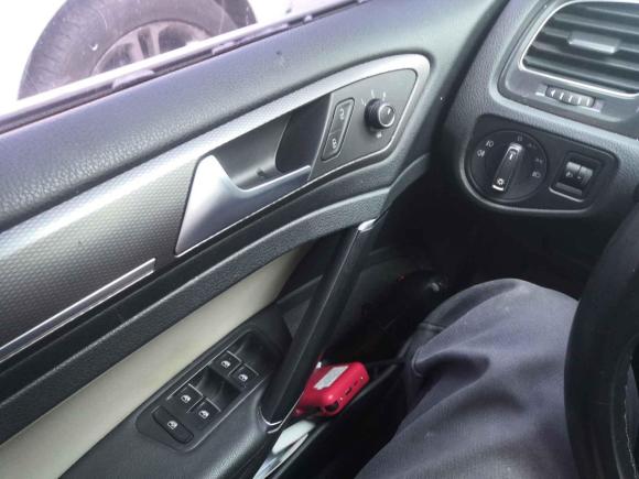 [义乌·浙G] 二手大众高尔夫2017款 230TSI 自动豪华百万辆纪念版