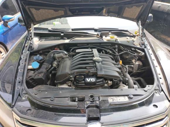 [南昌·赣A] 二手大众辉腾2011款 3.6L V6 5座加长舒适版