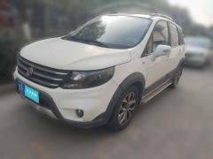 [上海·鲁R]东风风行&nbsp;&nbsp;景逸X5&nbsp;&nbsp;2016款 1.6L 手动尊享型