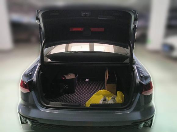 [济南·鲁A] 二手奥迪奥迪A32022款 A3L Limousine 35 TFSI RS套件燃速型