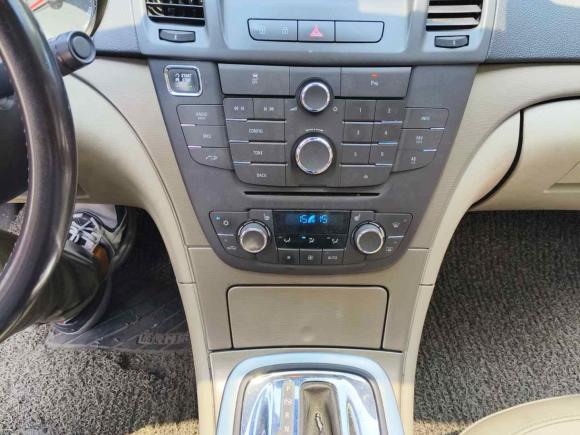 [无锡·苏B] 二手别克君威2012款 2.0L 豪华版