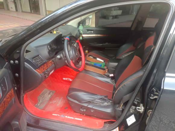 [金华·浙G] 二手斯巴鲁傲虎2010款 2.5i豪华导航版