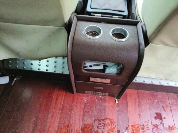 [义乌·浙G] 二手奔驰威霆2013款 3.0L 精英版