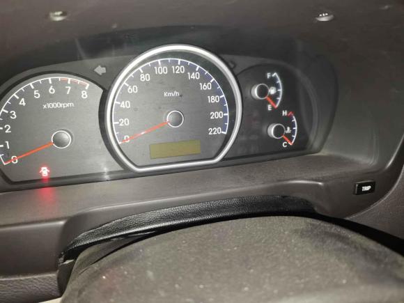 [苏州·苏E] 二手现代悦动2011款 1.6L 手动舒适型