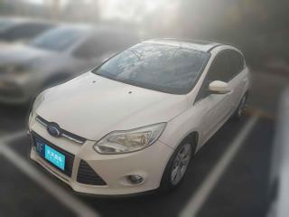 福特福克斯2012款两厢1.6L手动风尚型