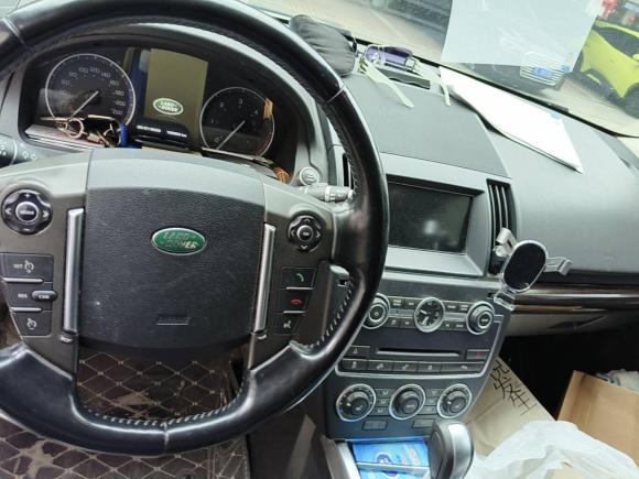 [南京·苏L] 二手路虎神行者22014款 2.2T SD4 SE柴油版