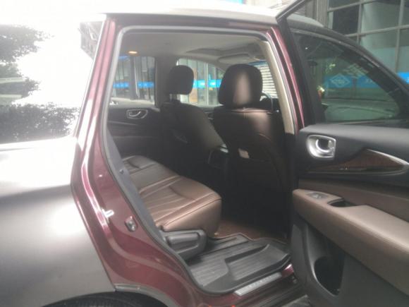 [成都·川A] 二手英菲尼迪英菲尼迪QX602014款 2.5 S/C Hybrid 两驱卓越版