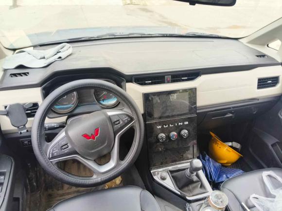 [上海·苏U] 二手五菱汽车五菱宏光PLUS2020款 1.5L 手动舒适型 7座