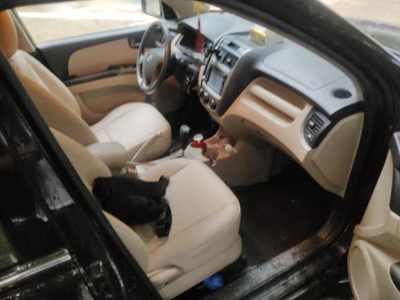 [武汉·赣B] 二手起亚狮跑2009款 2.0L 自动两驱版GL