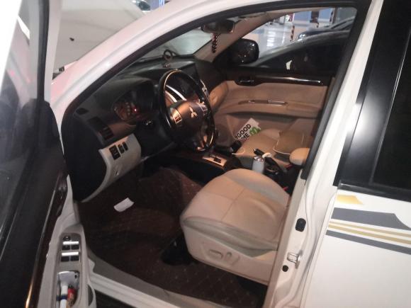 [宁波·浙B] 二手三菱帕杰罗·劲畅2013款 3.0L 自动四驱旗舰版