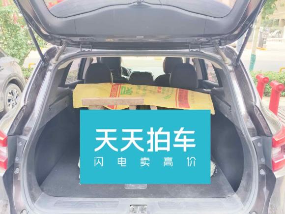 [济南·鲁A] 二手雷诺科雷嘉2017款 2.0L 两驱时尚版