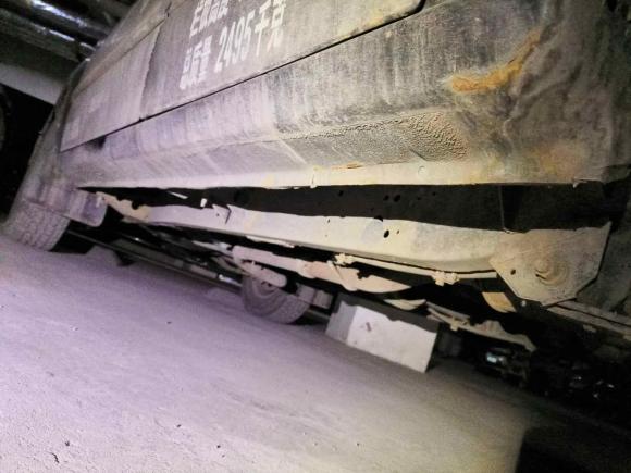 [青岛·鲁B] 二手江铃宝典2016款 2.8T新超值柴油两驱标货基本型JX493ZLQ4G