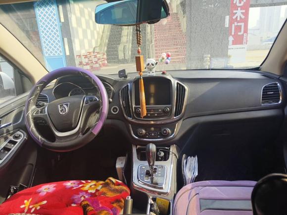 [青岛·鲁B] 二手宝骏宝骏5602016款 1.8L iAMT豪华型