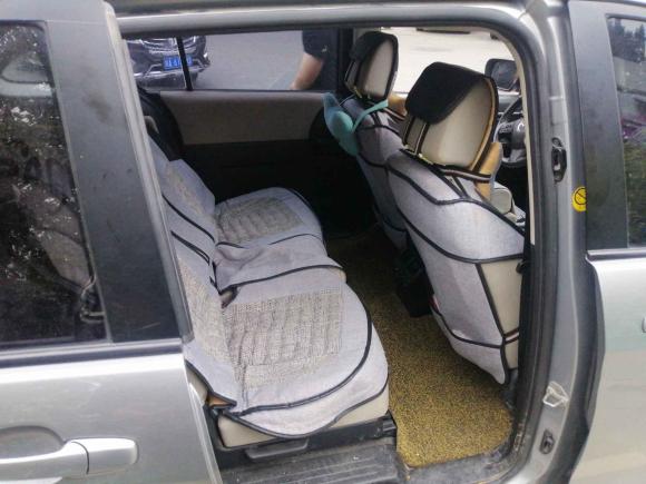 [成都·川A] 二手马自达马自达52011款 2.0L 手动舒适型