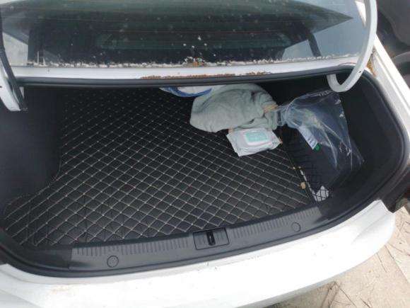 [上海·沪A] 二手荣威荣威i6 MAX新能源2022款 EV 600天幕旗舰版