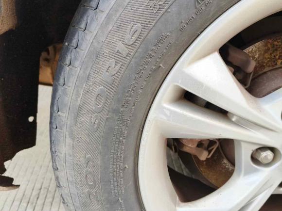 [佛山·粤E] 二手福特福克斯2012款 两厢 1.6L 手动风尚型