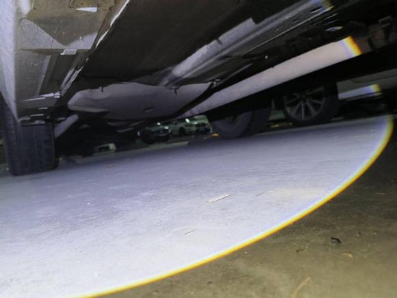 [西安·陕U] 二手路虎揽胜极光2013款 2.0T 5门耀动版