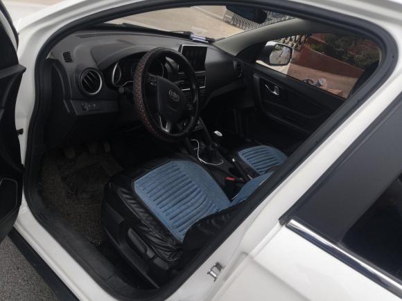 [义乌·贵E] 二手奔腾奔腾X402018款 网红版 1.6L 手动豪华型