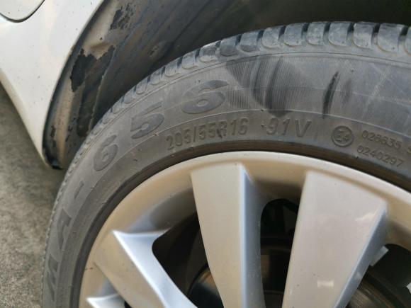 [苏州·苏E] 二手荣威荣威3602018款 PLUS 1.5L 手动尊享版