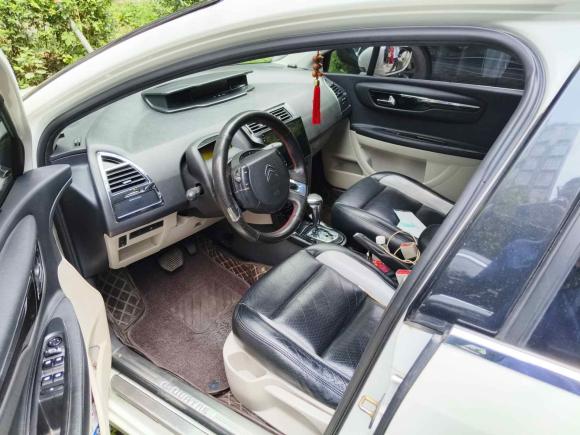 [成都·川A] 二手雪铁龙世嘉2016款 经典 三厢 1.6L 自动品尚型