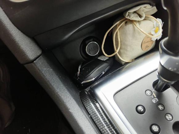 [上海·苏F] 二手雪铁龙雪铁龙C4L2014款 1.6THP 智驱版 自动劲智型