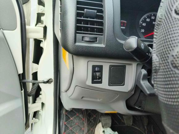 [无锡·苏U] 二手金龙凯锐浩克2021款 2.0L畅运标准6座平顶1TZS