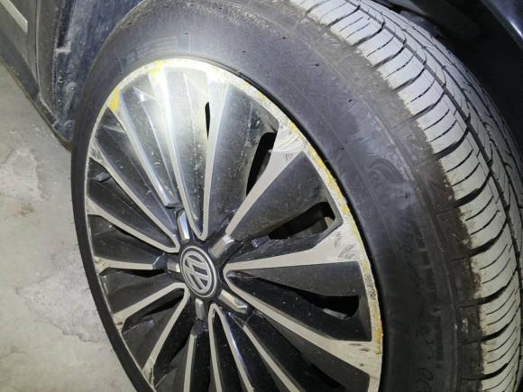 [上海·苏F] 二手大众帕萨特2017款 330TSI DSG御尊版