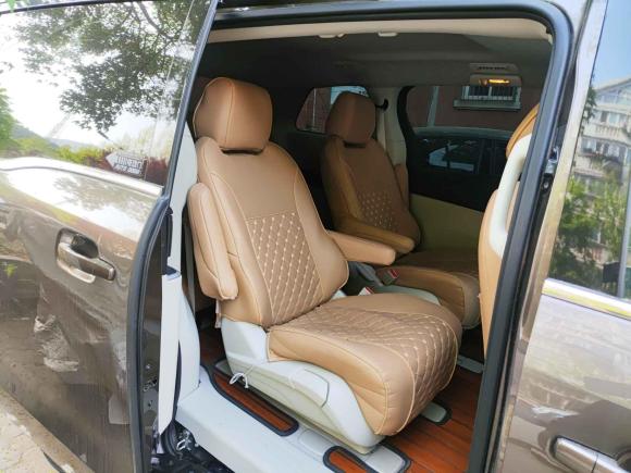 [济南·鲁A] 二手别克别克GL82023款 陆上公务舱 舒适型