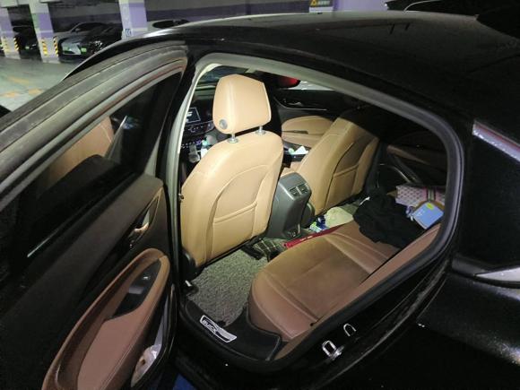 [杭州·苏E] 二手别克君威2017款 28T 尊享型