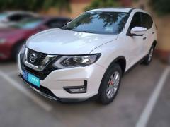 [青岛·鲁B] 日产奇骏2017款 2.0L CVT舒适版 2WD