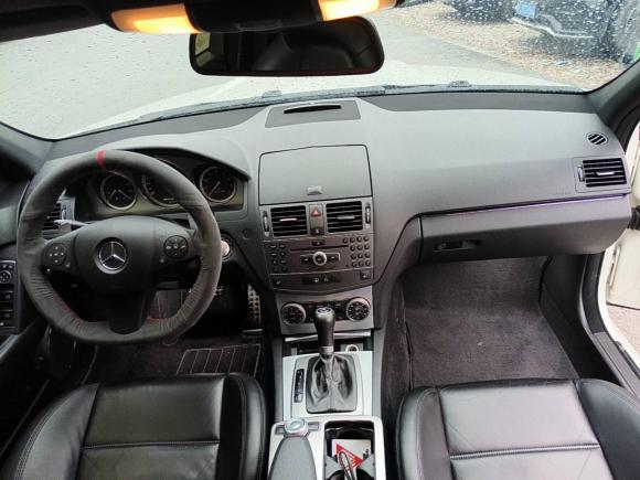[上海·沪C] 二手奔驰奔驰C级AMG2009款 AMG C 63 动感型