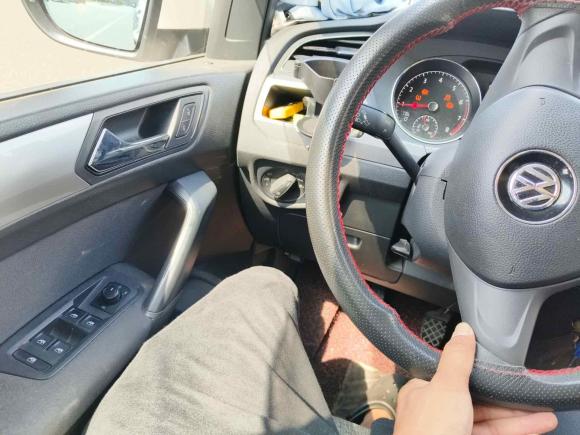 [南通·苏F] 二手大众途安2016款 途安L 280TSI 手动风尚版