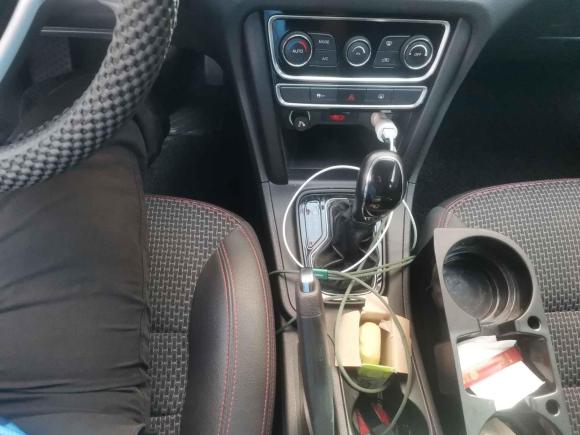 [深圳·粤T] 二手奇瑞瑞虎32016款 1.6L CVT智尚版