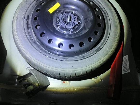 [上海·苏A] 二手别克君越2013款 2.4L SIDI精英舒适型