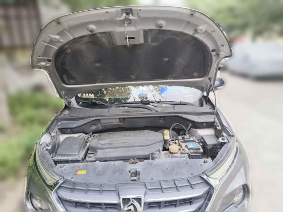 [深圳·鄂J] 二手宝骏宝骏5102017款 1.5L 手动豪华型