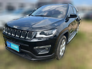 Jeep指南者2019款 200TS 自动优享-互联大屏版